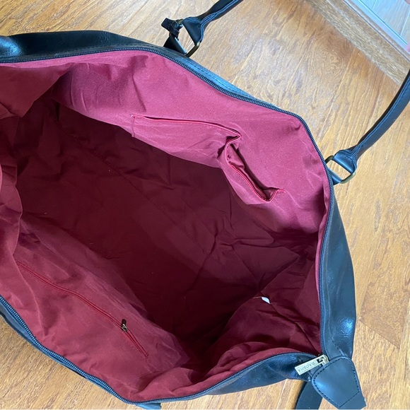 Large leather tassel travel duffel bag - Picture 3 of 6